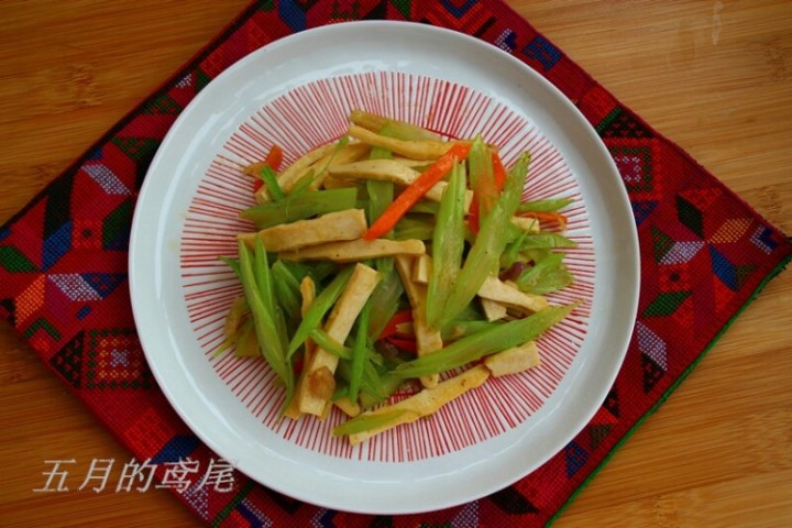 香芹炒豆干